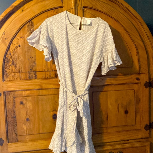 H&M dress - Picture 1 of 2